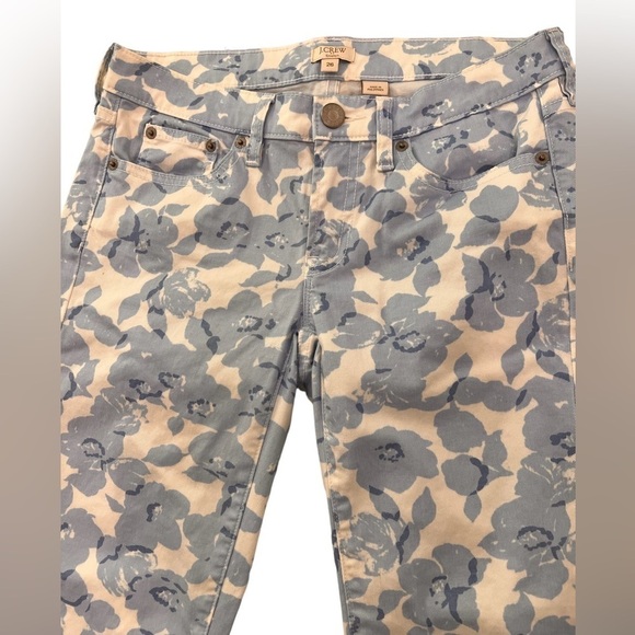 J.Crew blue and white floral pants 26 - Picture 3 of 7